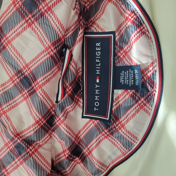 Tommy Hilfiger Red and Black Plaid Vest - Picture 5 of 5